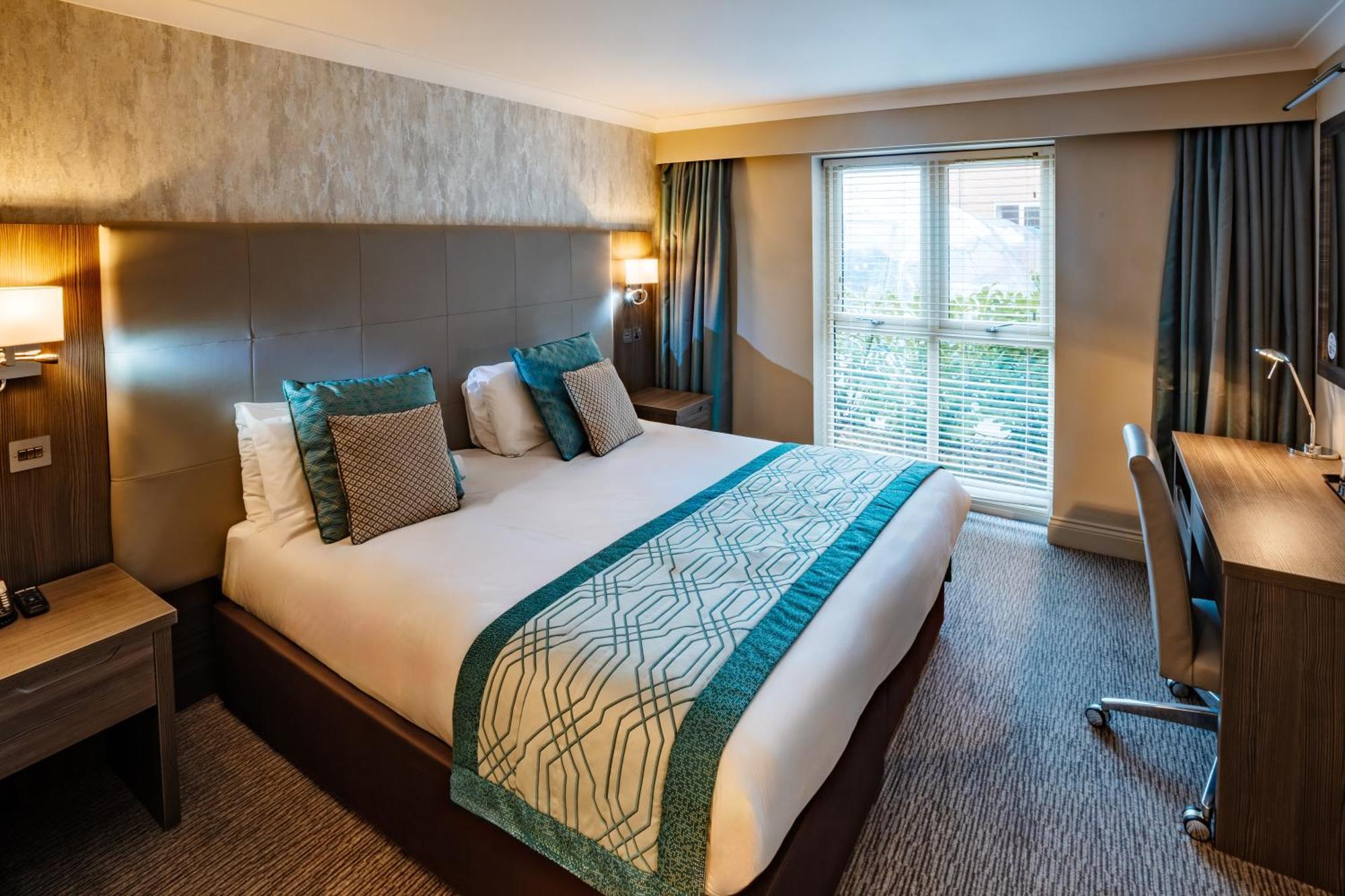 Mercure Milton Keynes Hotel Exterior foto